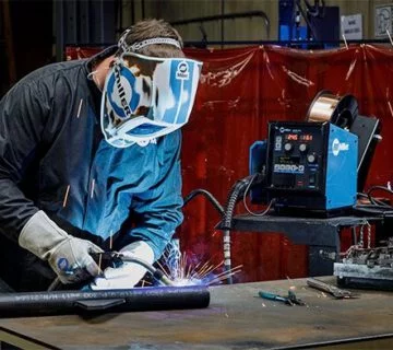 انواع دستگاه جوش فلزات لیزر پلاس