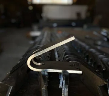 خمکاری فلزات نازک