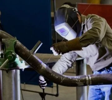 خدمات جوشکاری co2