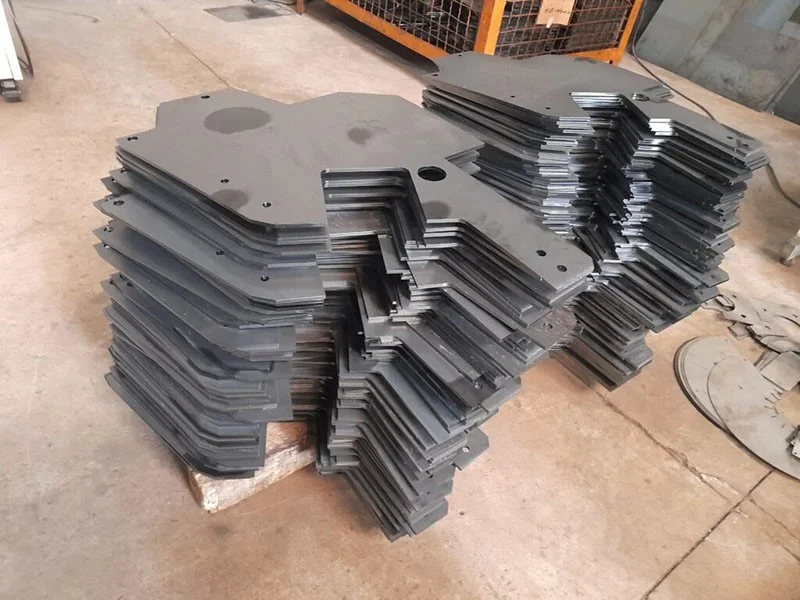 روش ساخت قطعات فلزی صنعتی چگونه است؟