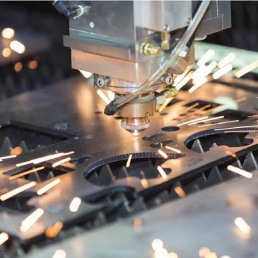 مزایای شگفت انگیز برش لیزری فلزات