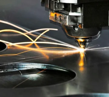 سوراخکاری در برش لیزر