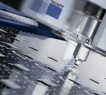 فرآیند برش لیزر پانل فلزی